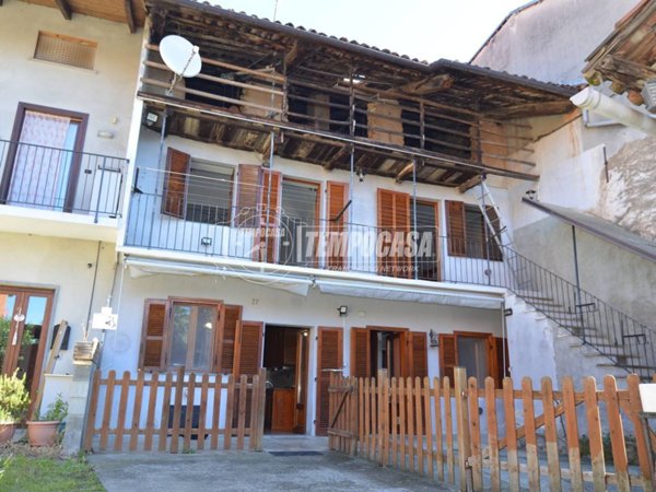 casa indipendente in vendita a Barbania