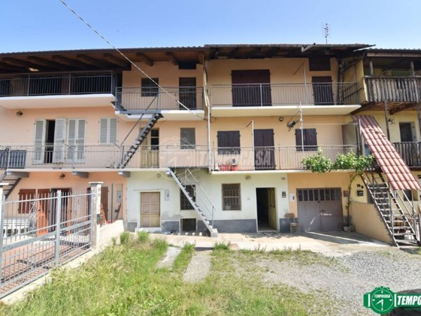 casa indipendente in vendita a Barbania in zona Vignali