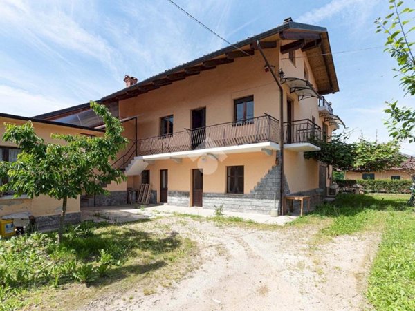 casa indipendente in vendita a Barbania in zona Piana