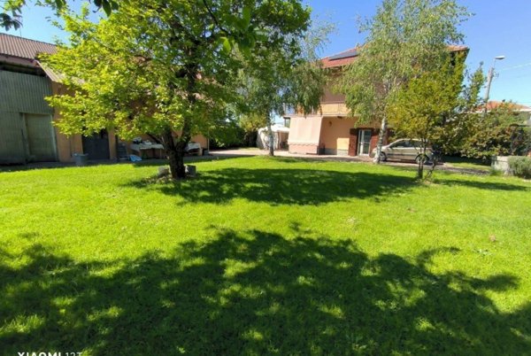 casa indipendente in vendita a Barbania