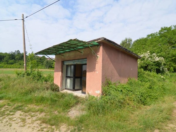 locale di sgombero in vendita a Barbania in zona Gianotti
