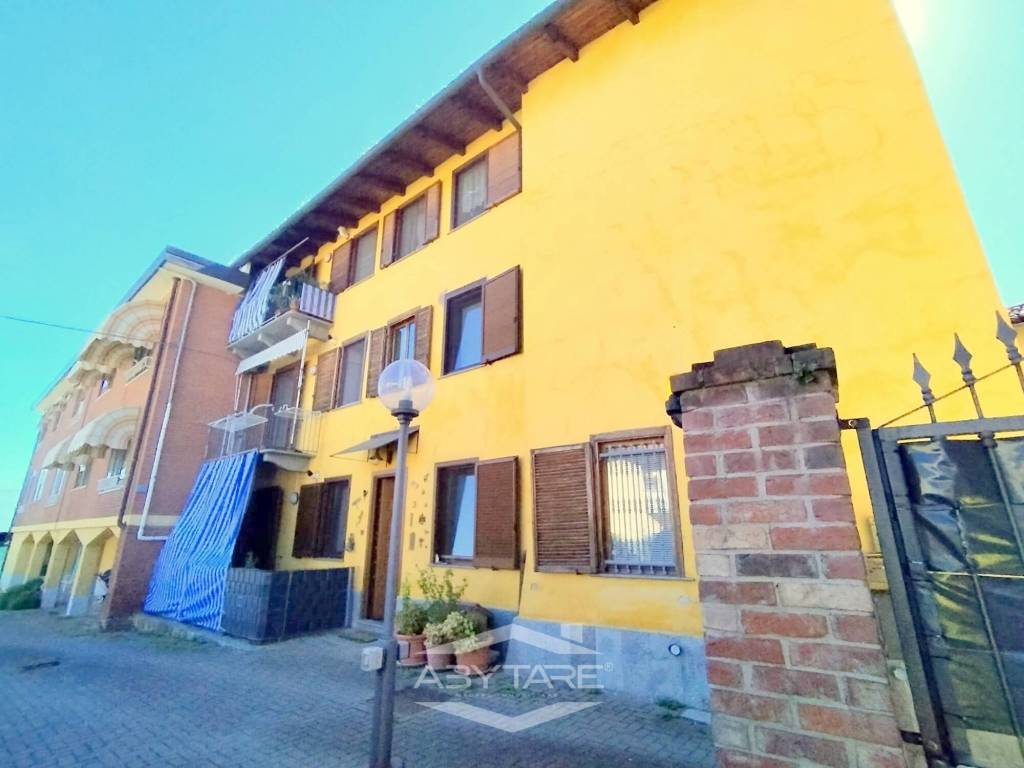 casa indipendente in vendita a Barbania