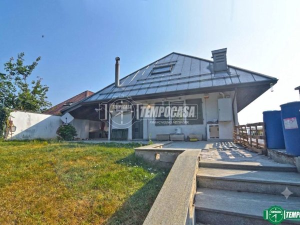 casa indipendente in vendita a Barbania
