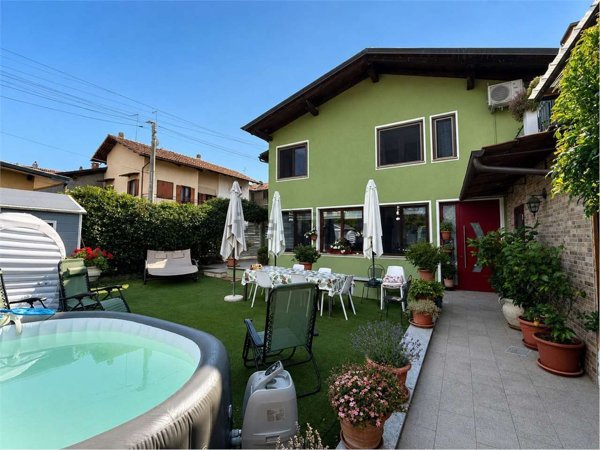 casa indipendente in vendita a Barbania in zona Vignali