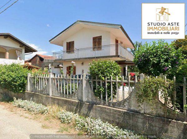 casa indipendente in vendita a Barbania in zona Perrero