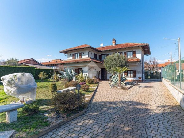 casa indipendente in vendita a Barbania in zona Vignali