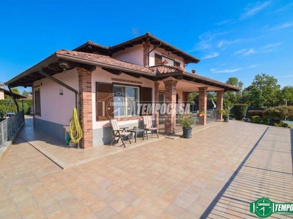 casa indipendente in vendita a Barbania in zona Colli