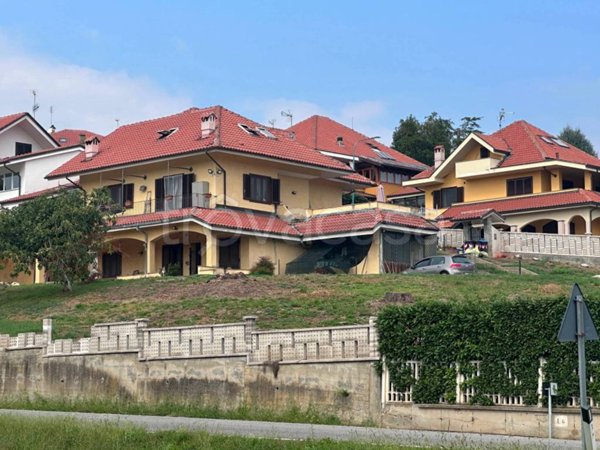 casa indipendente in vendita a Barbania in zona Colli
