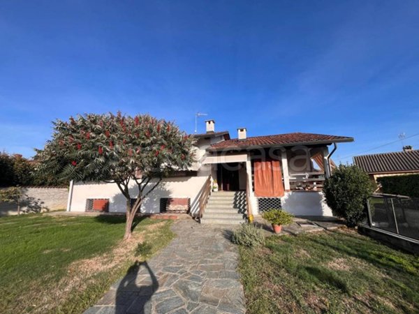 casa indipendente in vendita a Barbania in zona Colli