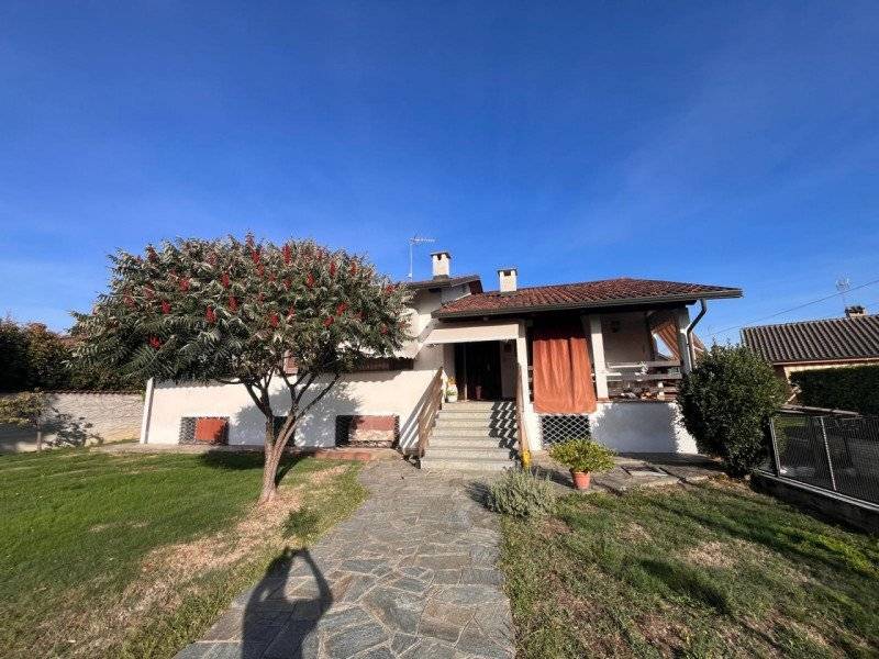 casa indipendente in vendita a Barbania in zona Colli