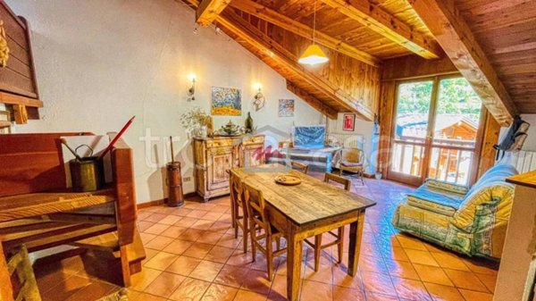 casa indipendente in vendita a Bardonecchia in zona Melezet