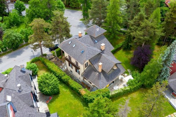 casa indipendente in vendita a Bardonecchia