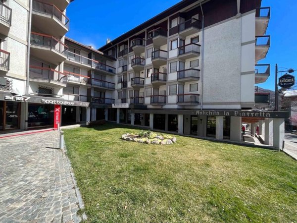 negozio in vendita a Bardonecchia