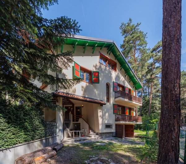 casa indipendente in vendita a Bardonecchia