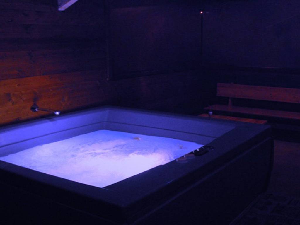 intera palazzina in vendita a Bardonecchia