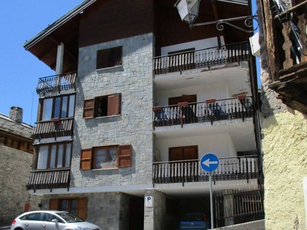 appartamento in vendita a Bardonecchia in zona Les Arnauds