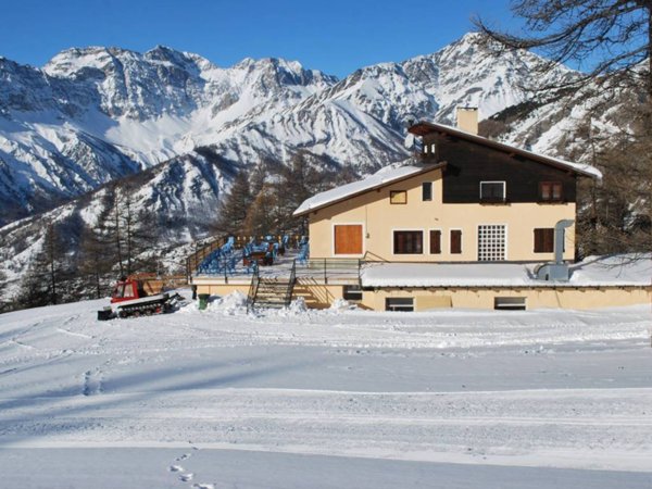 negozio in vendita a Bardonecchia
