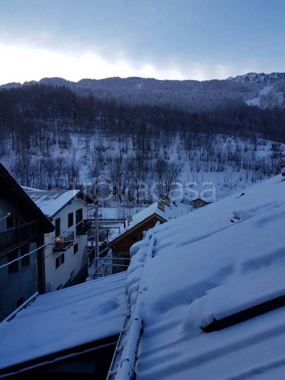 appartamento in vendita a Bardonecchia in zona Melezet