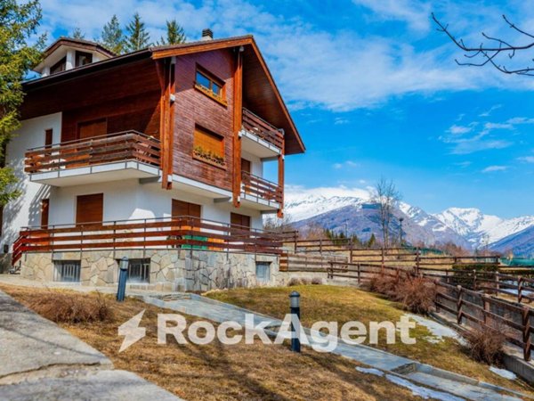 appartamento in vendita a Bardonecchia in zona Melezet