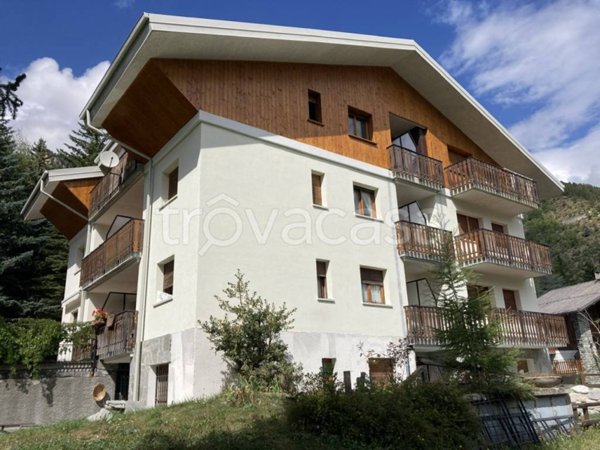 appartamento in vendita a Bardonecchia in zona Melezet
