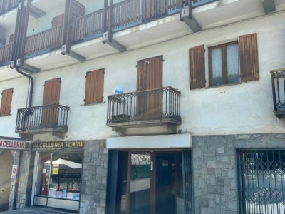negozio in vendita a Bardonecchia