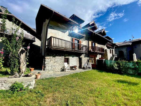 casa indipendente in vendita a Bardonecchia in zona Melezet