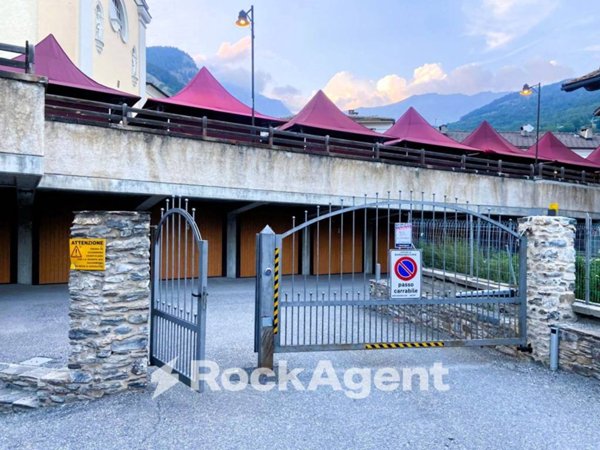 casa indipendente in vendita a Bardonecchia