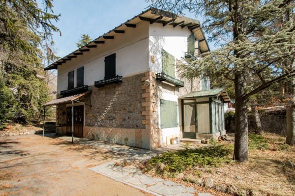 casa indipendente in vendita a Bardonecchia