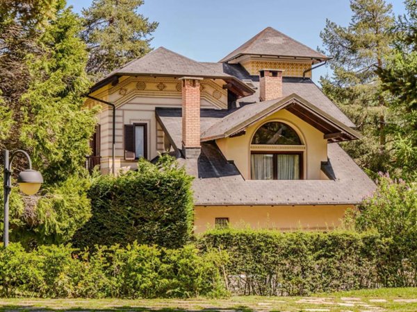 casa indipendente in vendita a Bardonecchia