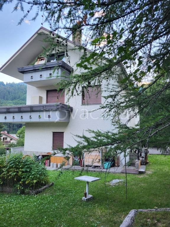 appartamento in vendita a Bardonecchia in zona Melezet