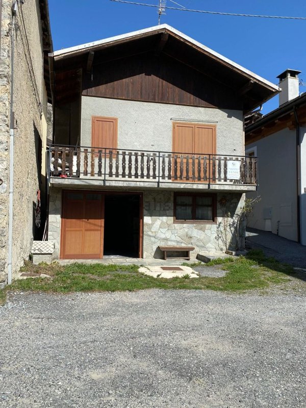 casa indipendente in vendita a Bardonecchia in zona Melezet