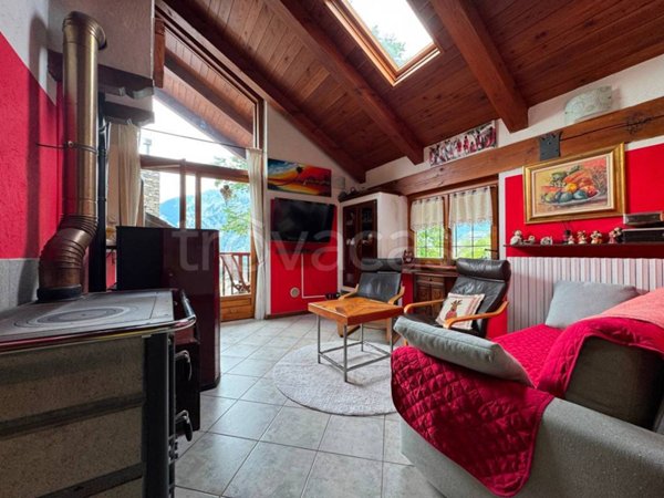appartamento in vendita a Bardonecchia in zona Millaures