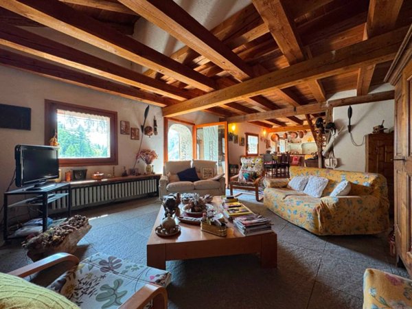 appartamento in vendita a Bardonecchia in zona Rochemolles