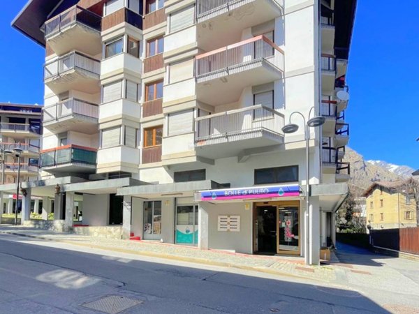negozio in vendita a Bardonecchia