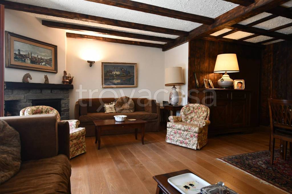 appartamento in vendita a Bardonecchia