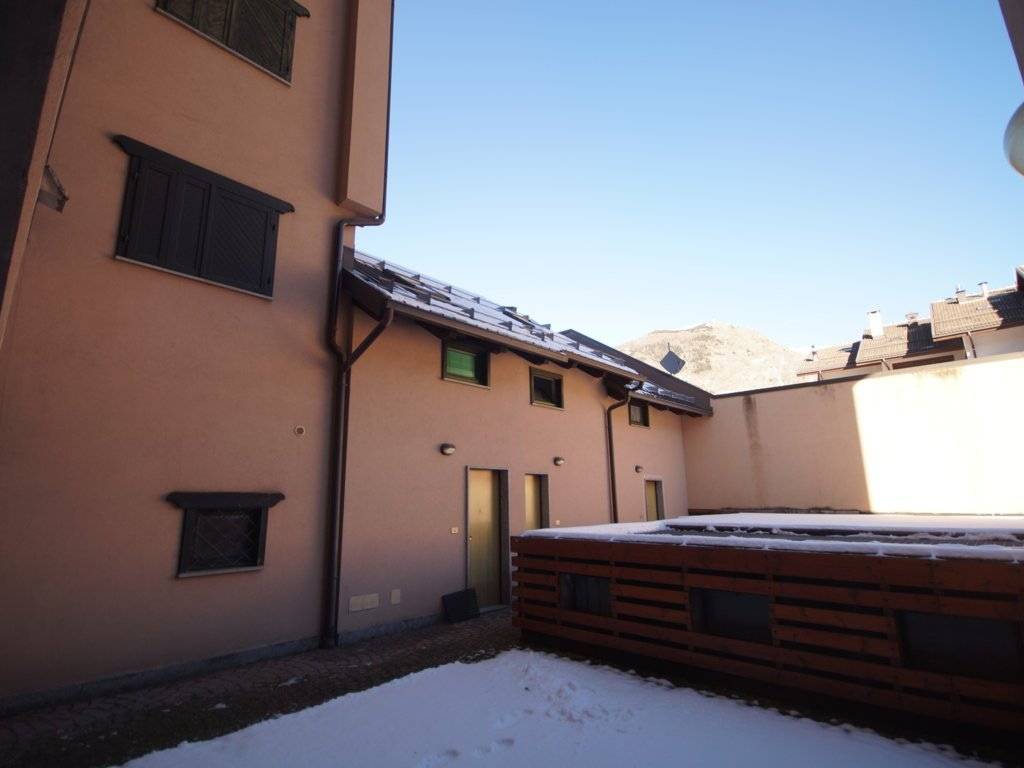 casa indipendente in vendita a Bardonecchia