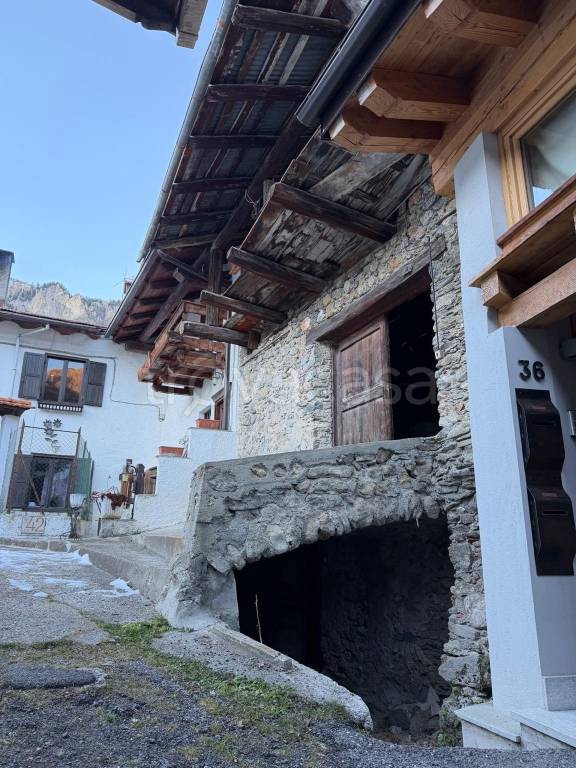 casa indipendente in vendita a Bardonecchia