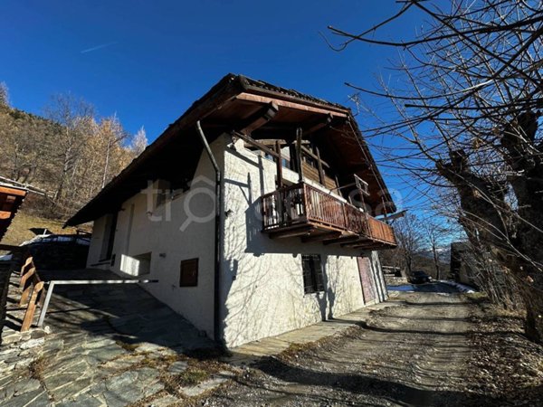 casa indipendente in vendita a Bardonecchia in zona Melezet