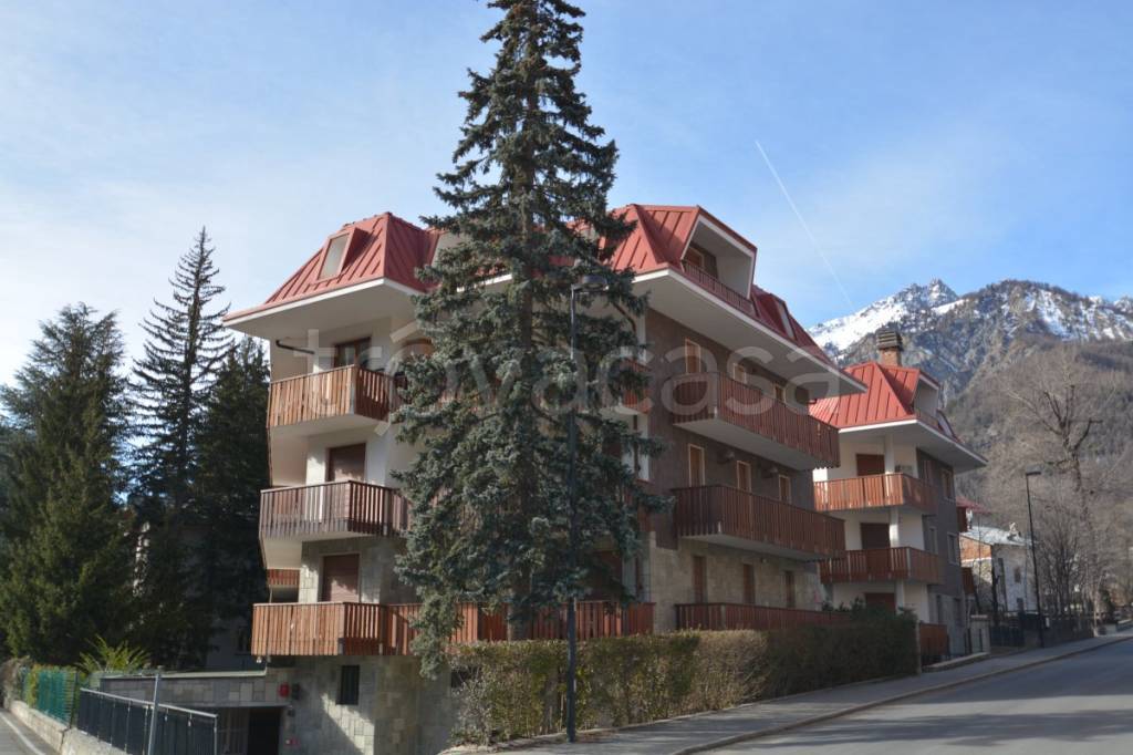 appartamento in vendita a Bardonecchia