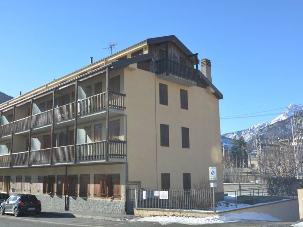 appartamento in vendita a Bardonecchia