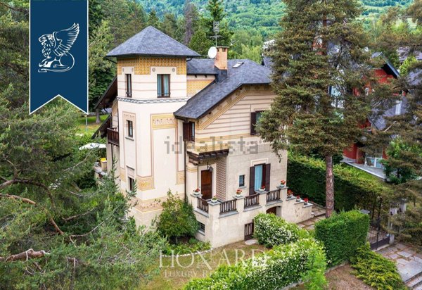 casa indipendente in vendita a Bardonecchia