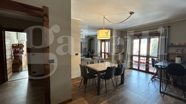 appartamento in vendita a Bardonecchia in zona Millaures