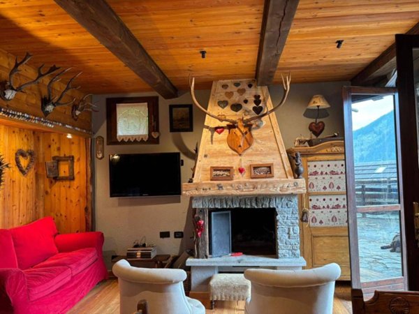 appartamento in vendita a Bardonecchia in zona Millaures