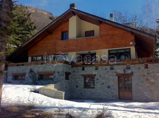 appartamento in vendita a Bardonecchia in zona Millaures