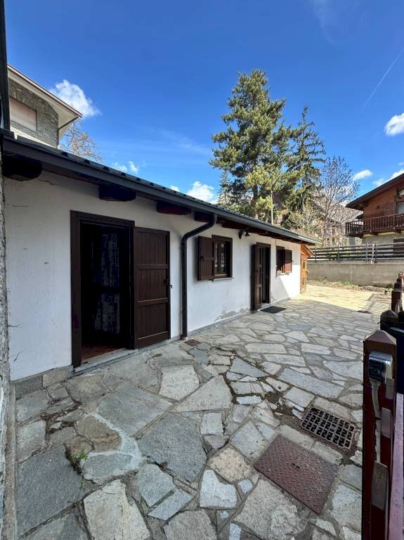 casa indipendente in vendita a Bardonecchia