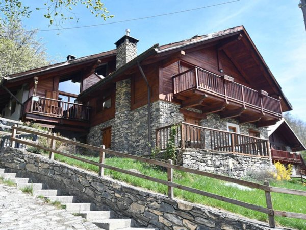appartamento in vendita a Bardonecchia in zona Millaures