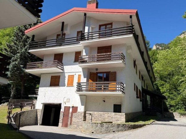 appartamento in vendita a Bardonecchia in zona Les Arnauds