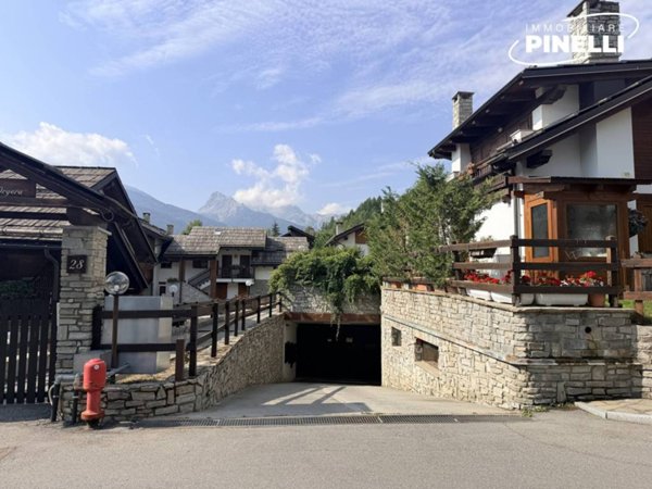 locale di sgombero in vendita a Bardonecchia