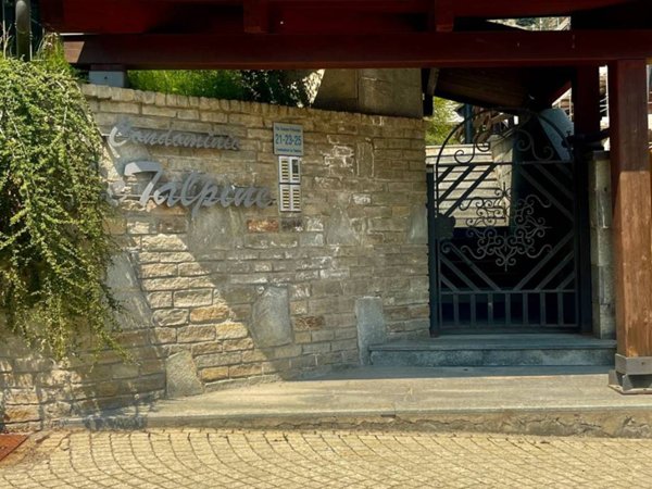 appartamento in vendita a Bardonecchia in zona Les Arnauds