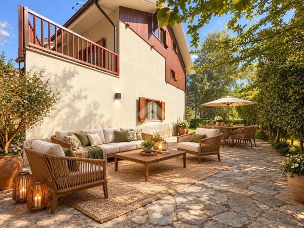 casa indipendente in vendita a Bardonecchia
